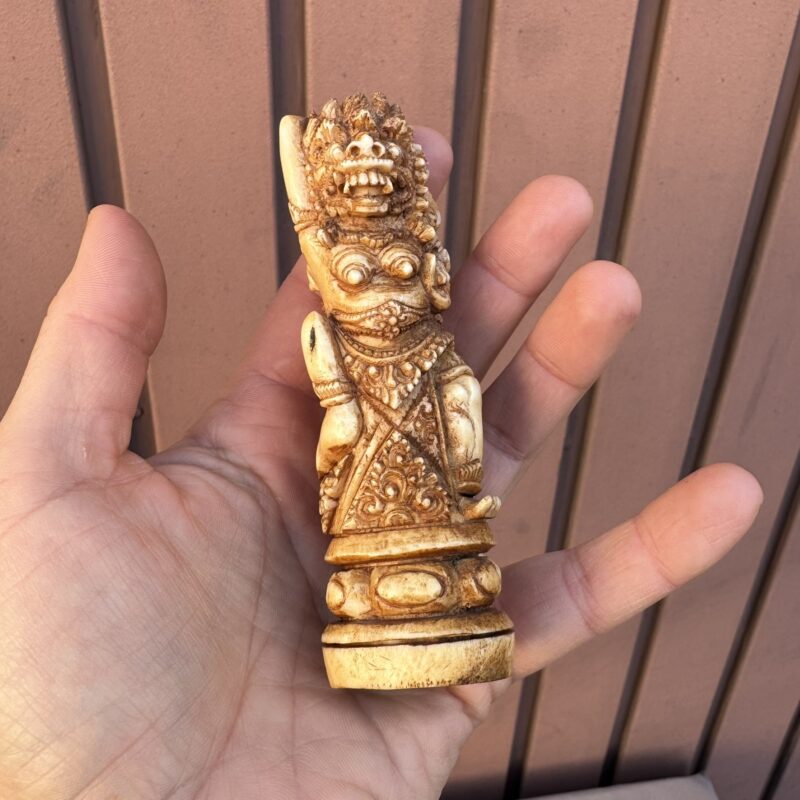 Figur / Dolchgriff Bein Bali (992k) – Bild 2